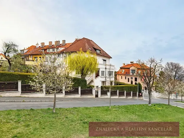 Prodej bytu 3+1, Praha - Dejvice, Za Hanspaulkou, 60 m2