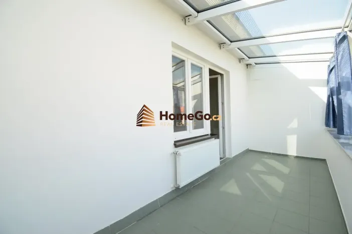 Pronájem bytu 2+kk, Praha - Nusle, U gymnázia, 47 m2