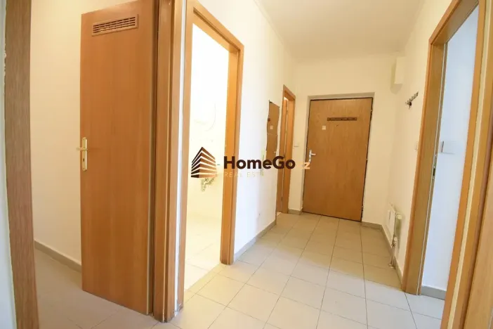 Pronájem bytu 1+kk, Praha - Troja, K Haltýři, 53 m2