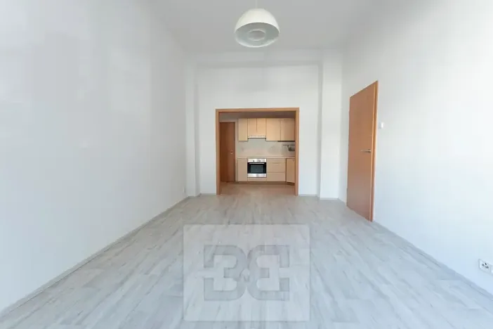 Pronájem bytu 2+kk, Praha - Vršovice, Rybalkova, 47 m2