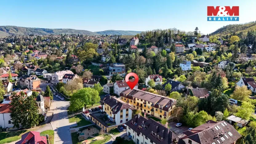 Prodej bytu 1+kk, Černošice, Komenského, 45 m2