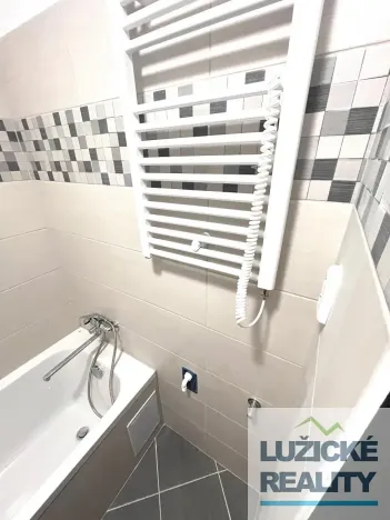 Pronájem bytu 2+1, Česká Kamenice, Pražská, 53 m2