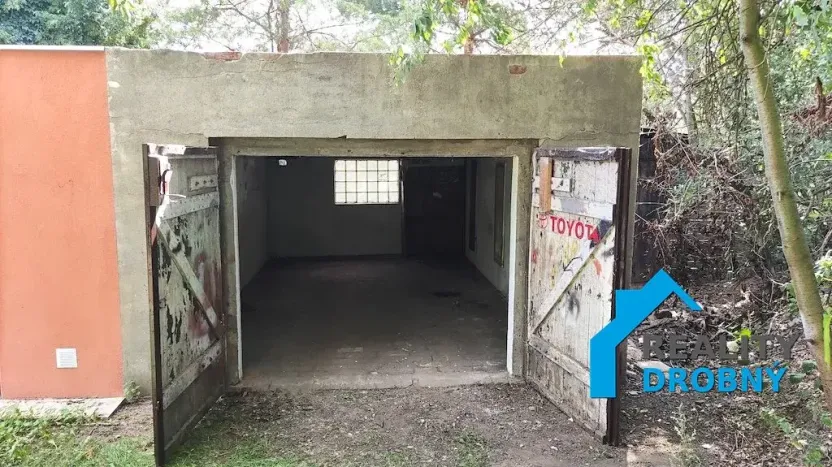 Prodej garáže, Hostomice, 30 m2