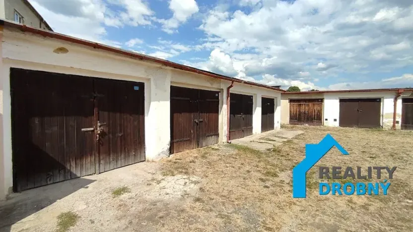 Prodej garáže, Lom, Vrchlického, 21 m2