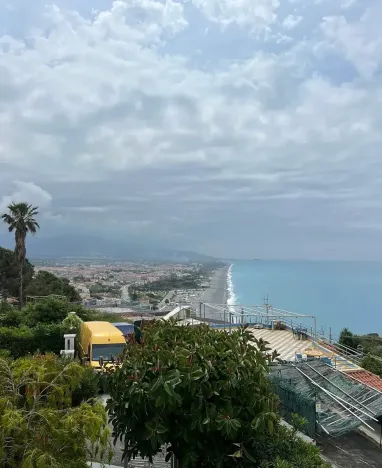 Prodej vily, Scalea, Itálie, 133000 m2