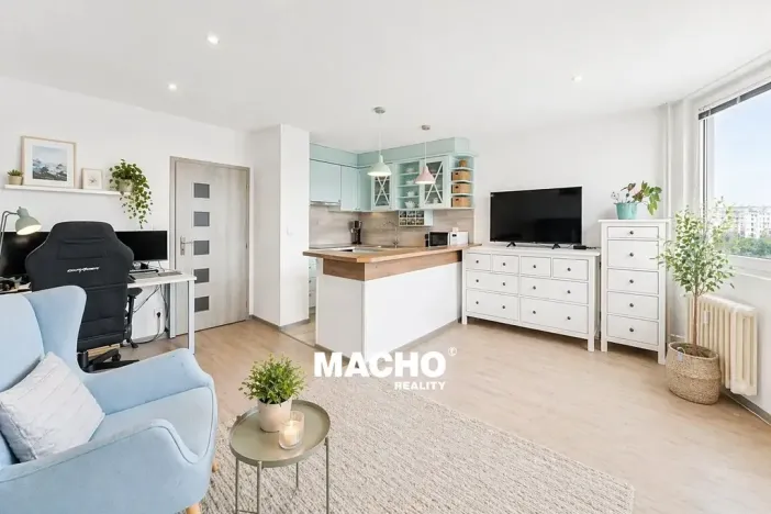 Prodej bytu 2+kk, Praha - Černý Most, Bryksova, 46 m2