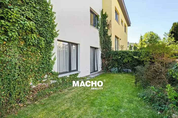 Pronájem bytu 2+kk, Řitka, Za Štěpnicí, 66 m2