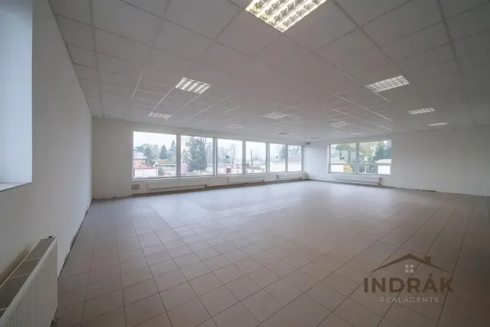 Prodej obchodního prostoru, Nový Jičín, Hřbitovní, 726 m2