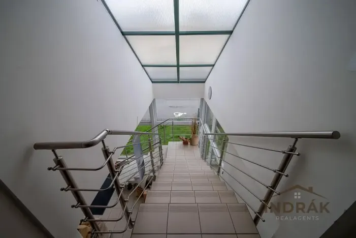 Prodej obchodního prostoru, Nový Jičín, Hřbitovní, 726 m2