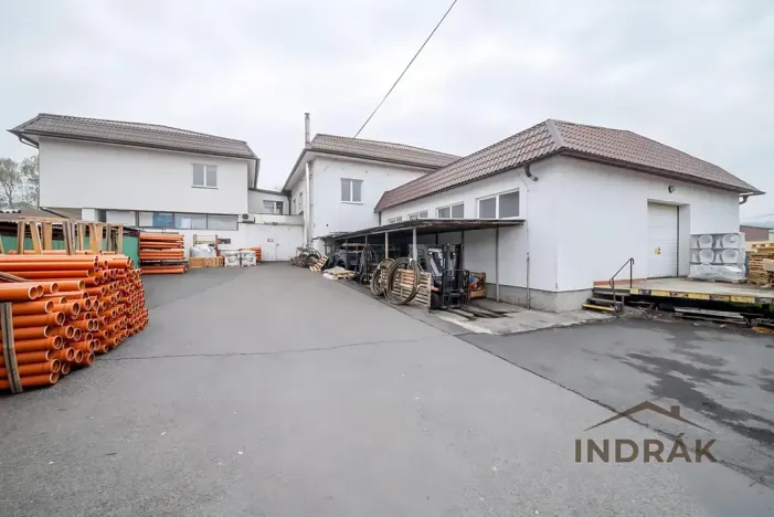 Prodej obchodního prostoru, Nový Jičín, Hřbitovní, 726 m2