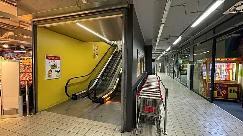 Pronájem obchodního prostoru, Brno, náměstí Svobody, 12 m2