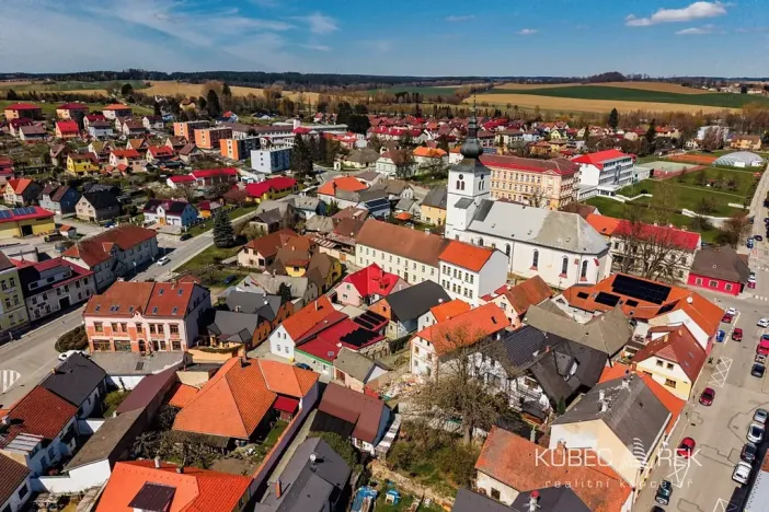 Prodej rodinného domu, Kamenice nad Lipou, Dobšova, 270 m2