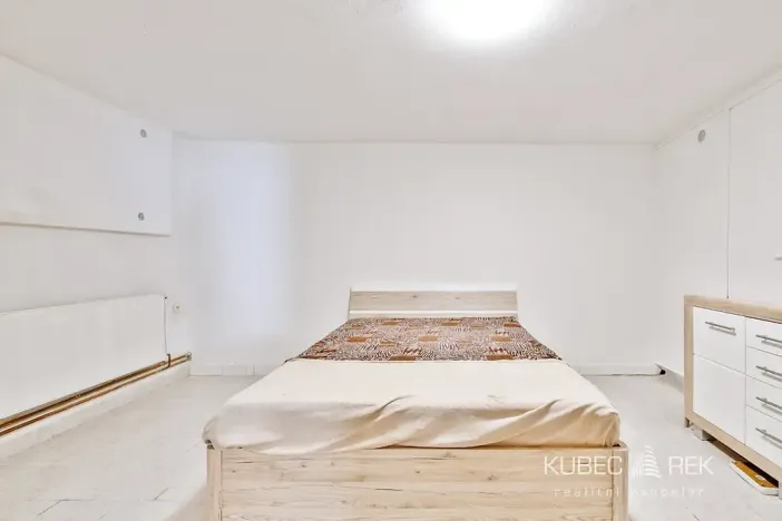 Prodej rodinného domu, Kamenice nad Lipou, Dobšova, 270 m2