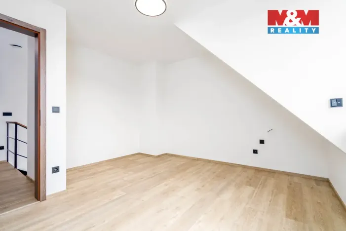 Prodej rodinného domu, Beroun, V Lukách, 150 m2