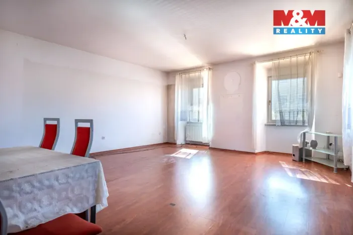 Prodej rodinného domu, Týn nad Vltavou, Vinařického náměstí, 190 m2