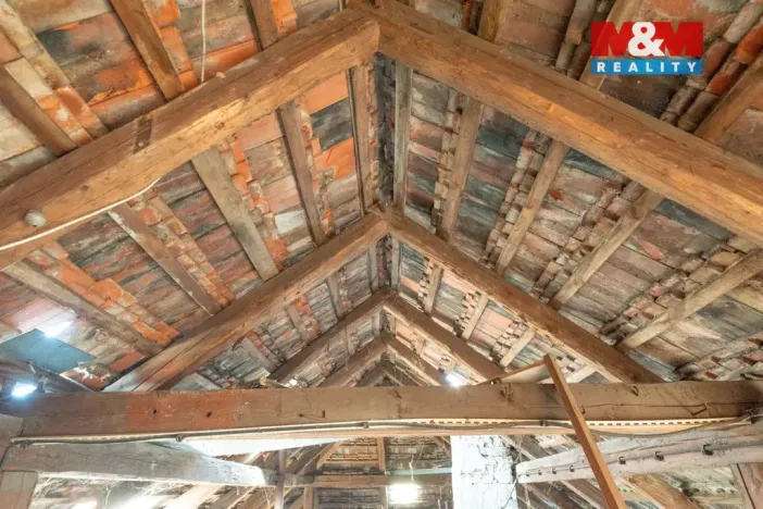 Prodej rodinného domu, Týn nad Vltavou, Vinařického náměstí, 190 m2