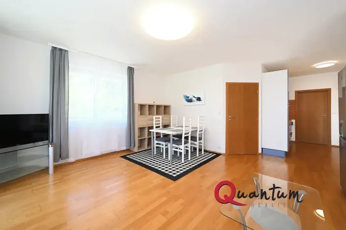 Pronájem bytu 2+kk, Praha - Troja, Velká skála, 50 m2