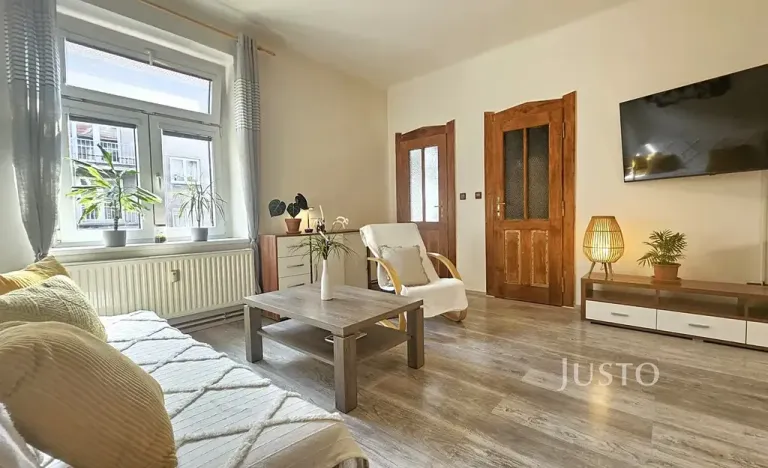 Prodej bytu 2+kk, Písek, Kollárova, 59 m2