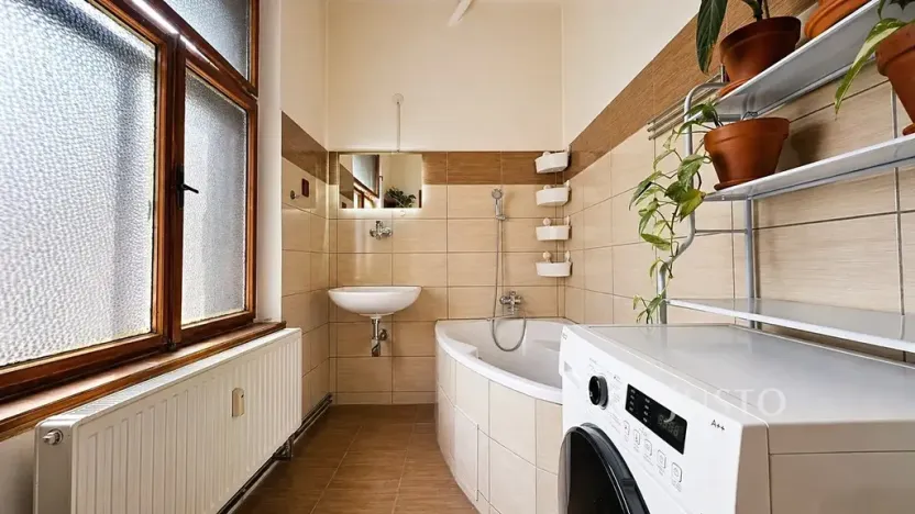 Prodej bytu 2+kk, Písek, Kollárova, 59 m2