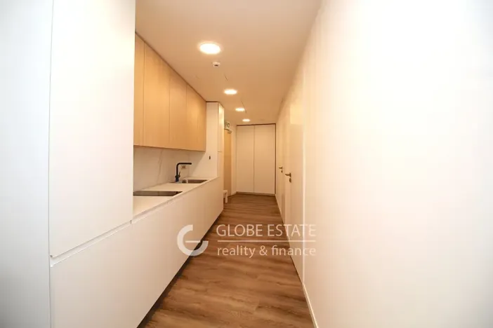 Prodej kanceláře, Praha - Karlín, 128 m2