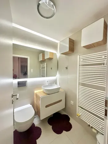 Pronájem bytu 4+kk, Praha - Strašnice, Zvěřinova, 117 m2