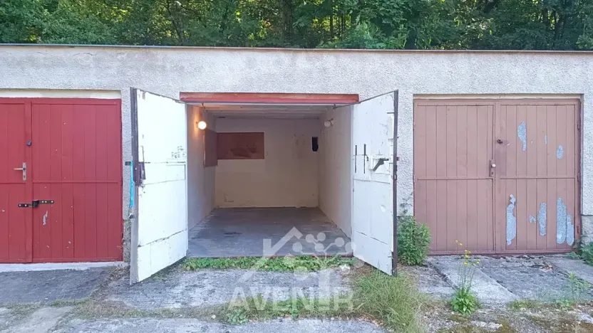 Pronájem garáže, Liberec, 18 m2