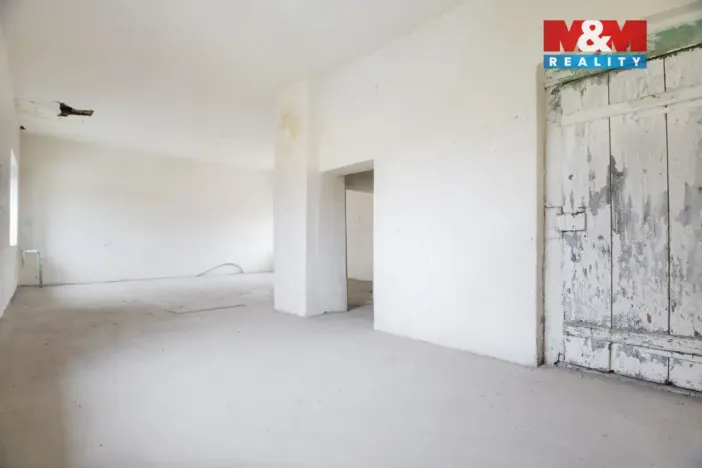 Prodej rodinného domu, Černiv, 320 m2