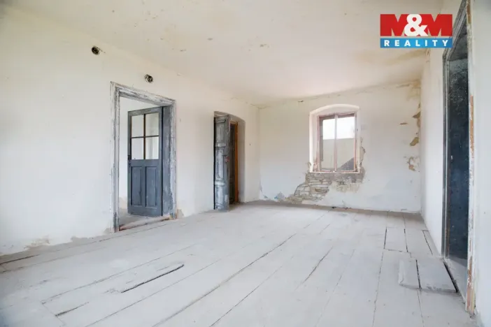 Prodej rodinného domu, Černiv, 320 m2