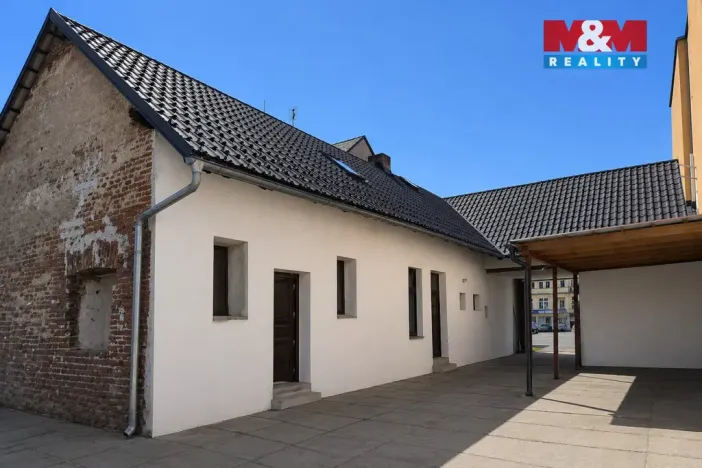 Prodej obchodního prostoru, Zruč nad Sázavou, náměstí MUDr. J. Svobody, 106 m2