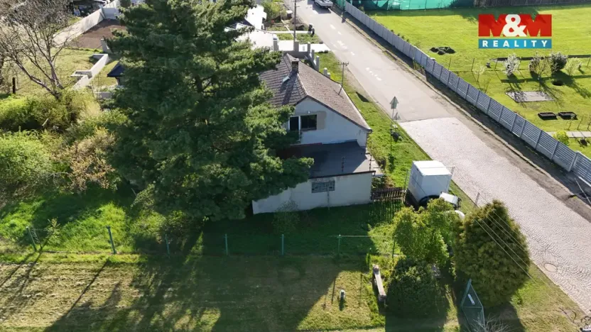 Prodej rodinného domu, Kladruby, 100 m2