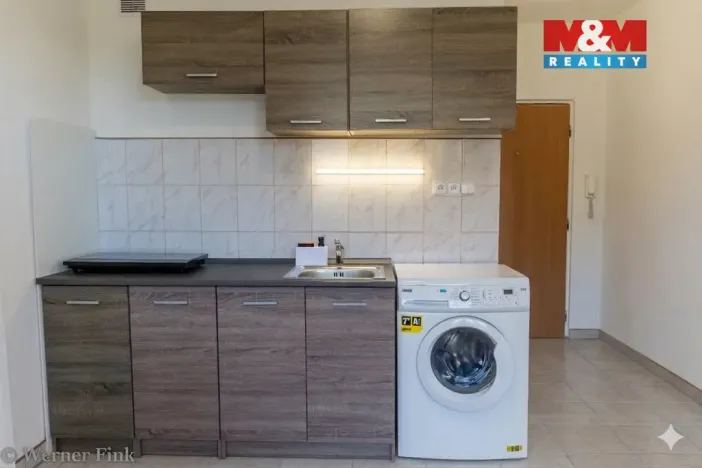 Pronájem bytu 1+1, Chodov, Čs. odbojářů, 35 m2