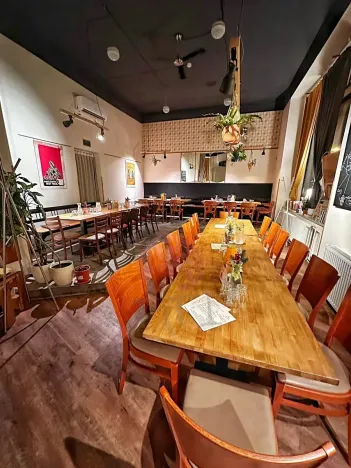 Pronájem restaurace, Praha - Libeň, Sokolovská, 210 m2