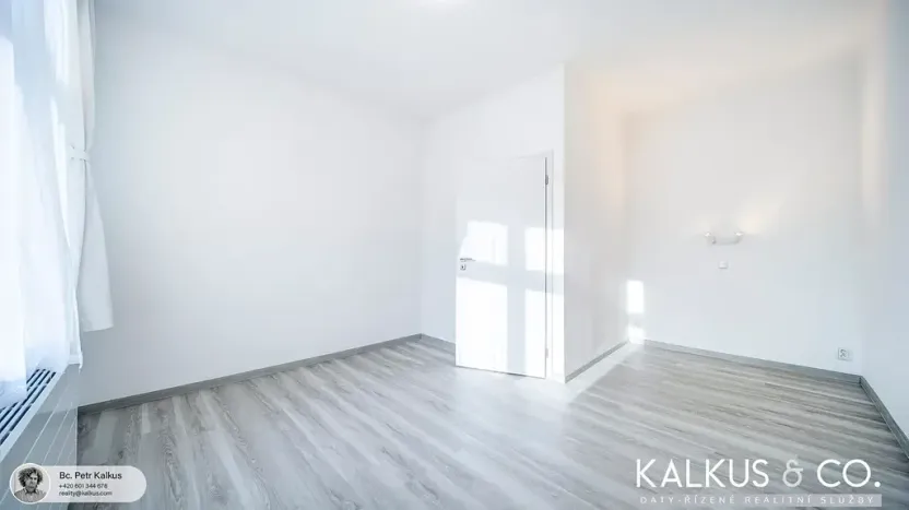Pronájem bytu 2+kk, Hradec Králové, Střelecká, 58 m2