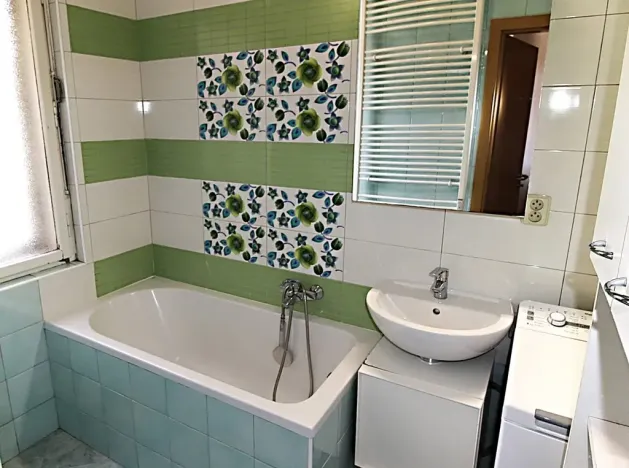 Pronájem bytu 1+kk, Praha - Holešovice, Heřmanova, 26 m2