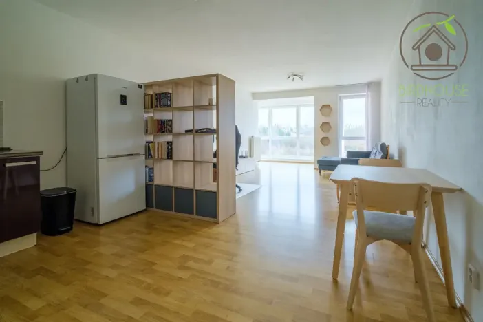 Prodej bytu 2+kk, Plzeň - Skvrňany, Waltrova, 72 m2