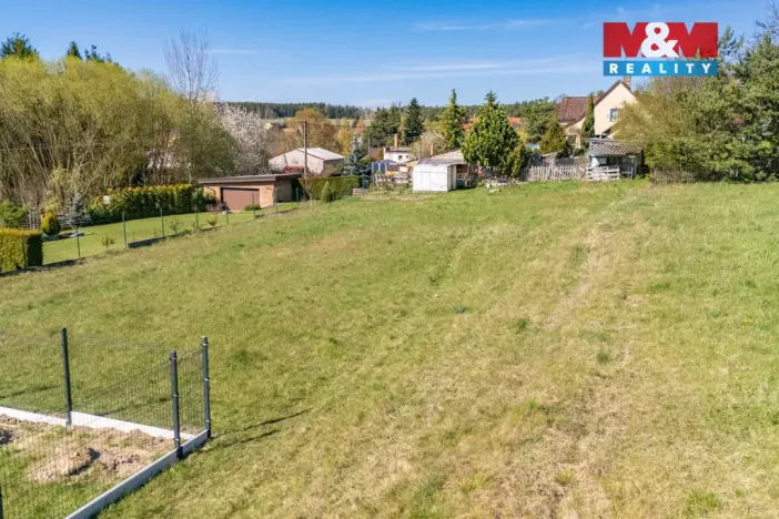 Prodej pole, Mrtník, 1161 m2