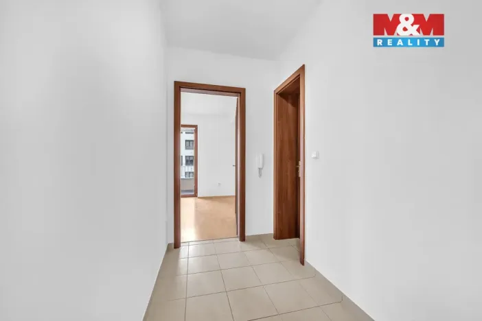 Pronájem bytu 1+kk, Přelouč, Edvarda Beneše, 38 m2