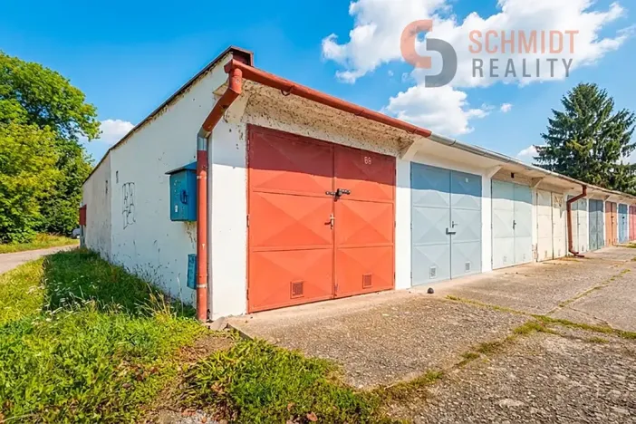 Prodej garáže, Veselí nad Moravou, Pod Parkem, 18 m2