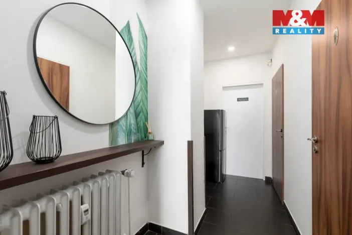 Prodej obchodního prostoru, Ostrava - Poruba, Hlavní třída, 69 m2