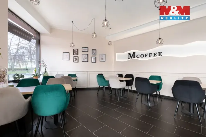 Prodej obchodního prostoru, Ostrava - Poruba, Hlavní třída, 69 m2