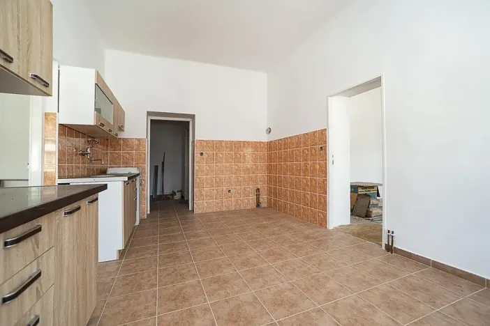 Prodej činžovního domu, Týn nad Vltavou, 350 m2