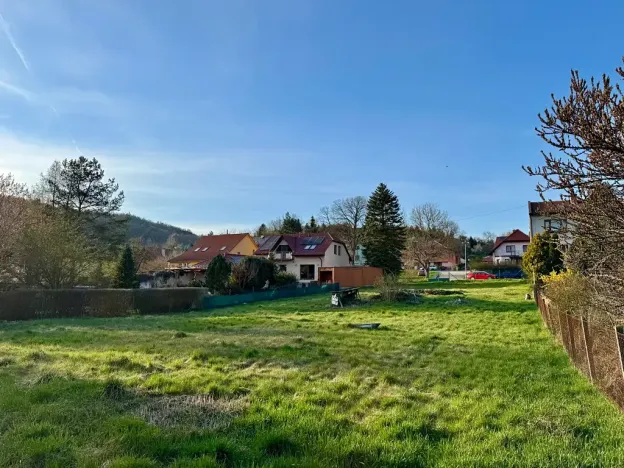 Prodej pozemku pro bydlení, Moravské Knínice, Mezihoří, 1700 m2