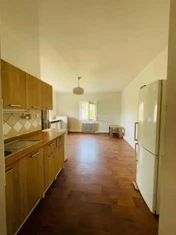 Pronájem bytu 1+kk, Liberec - Liberec XXX-Vratislavice nad Nisou, Kořenovská, 30 m2