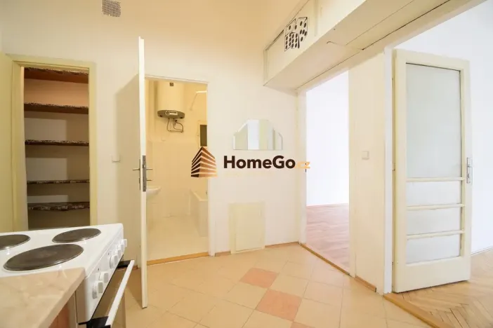 Pronájem bytu 2+1, Praha - Nusle, U gymnázia, 54 m2