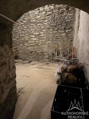 Pronájem obchodního prostoru, Kutná Hora, Václavské náměstí, 270 m2