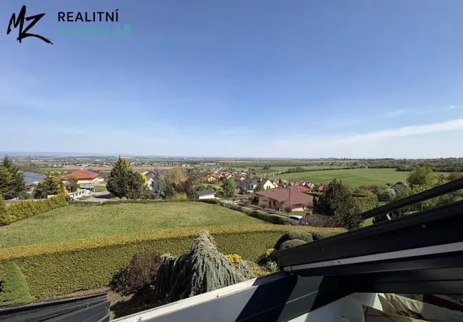 Prodej rodinného domu, Slatinky, 258 m2