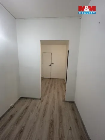 Pronájem bytu 1+kk, Ústí nad Labem - Krásné Březno, Žežická, 35 m2