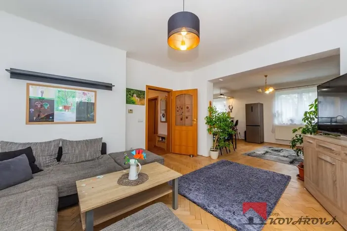 Prodej rodinného domu, Praha - Kunratice, Poběžovická, 221 m2