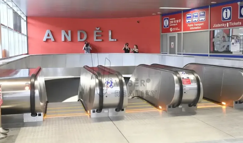 Pronájem bytu 1+kk, Praha - Smíchov, Nádražní, 28 m2