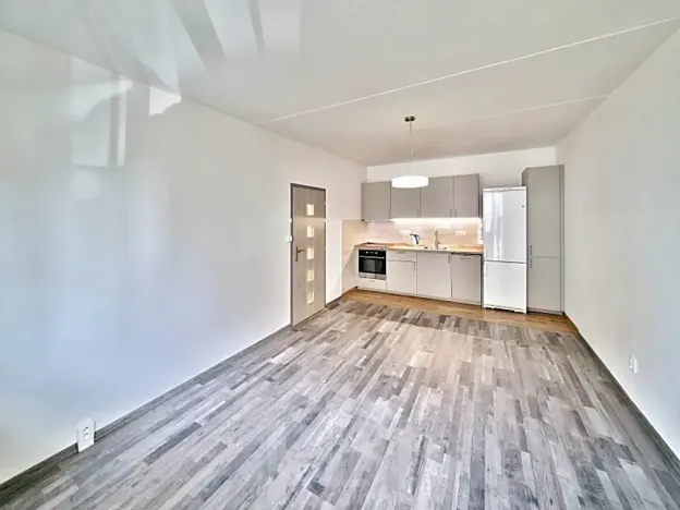 Pronájem bytu 2+kk, Jindřichův Hradec, Nušlova, 43 m2